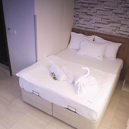 Golden Stone Butik Otel Cesme Bagian luar foto