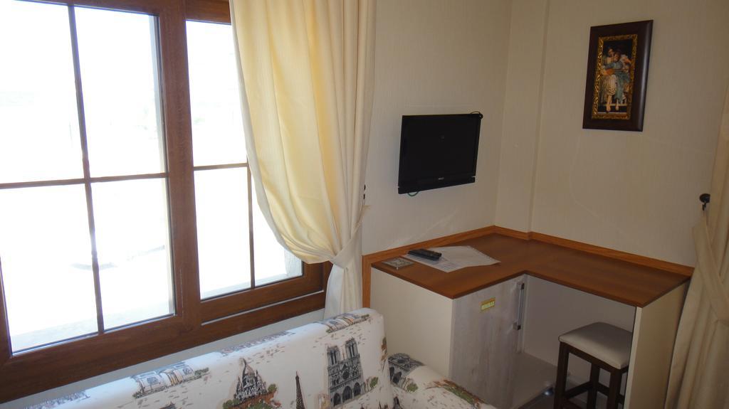 Golden Stone Butik Otel Cesme Ruang foto