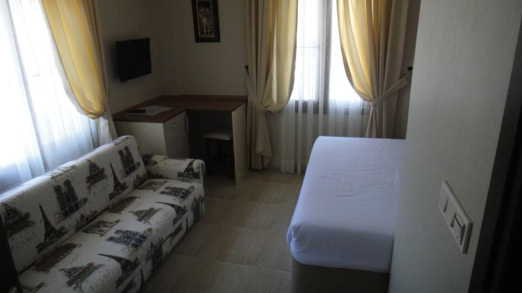 Golden Stone Butik Otel Cesme Ruang foto