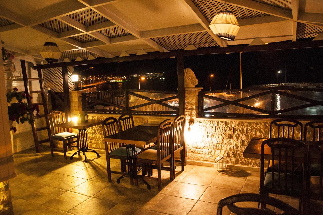 Golden Stone Butik Otel Cesme Bagian luar foto